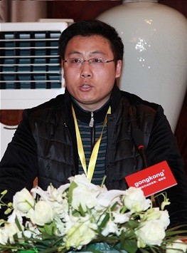 杭和代表发言.jpg