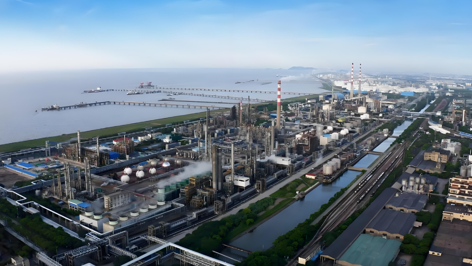上海石化全景图-2.png